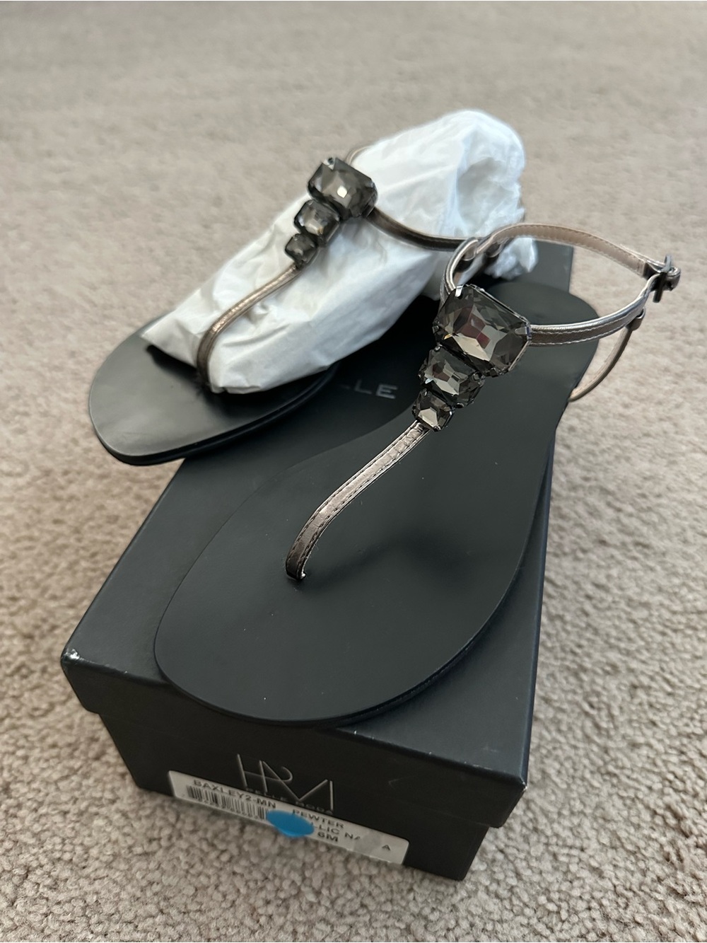 NEW Pelle Moda Baxley Jeweled T-Strap Sandals